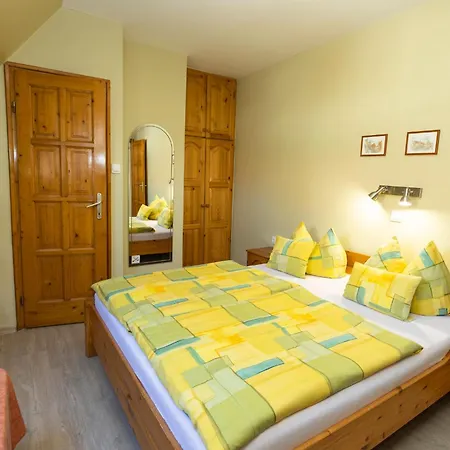 Apartament Cecey